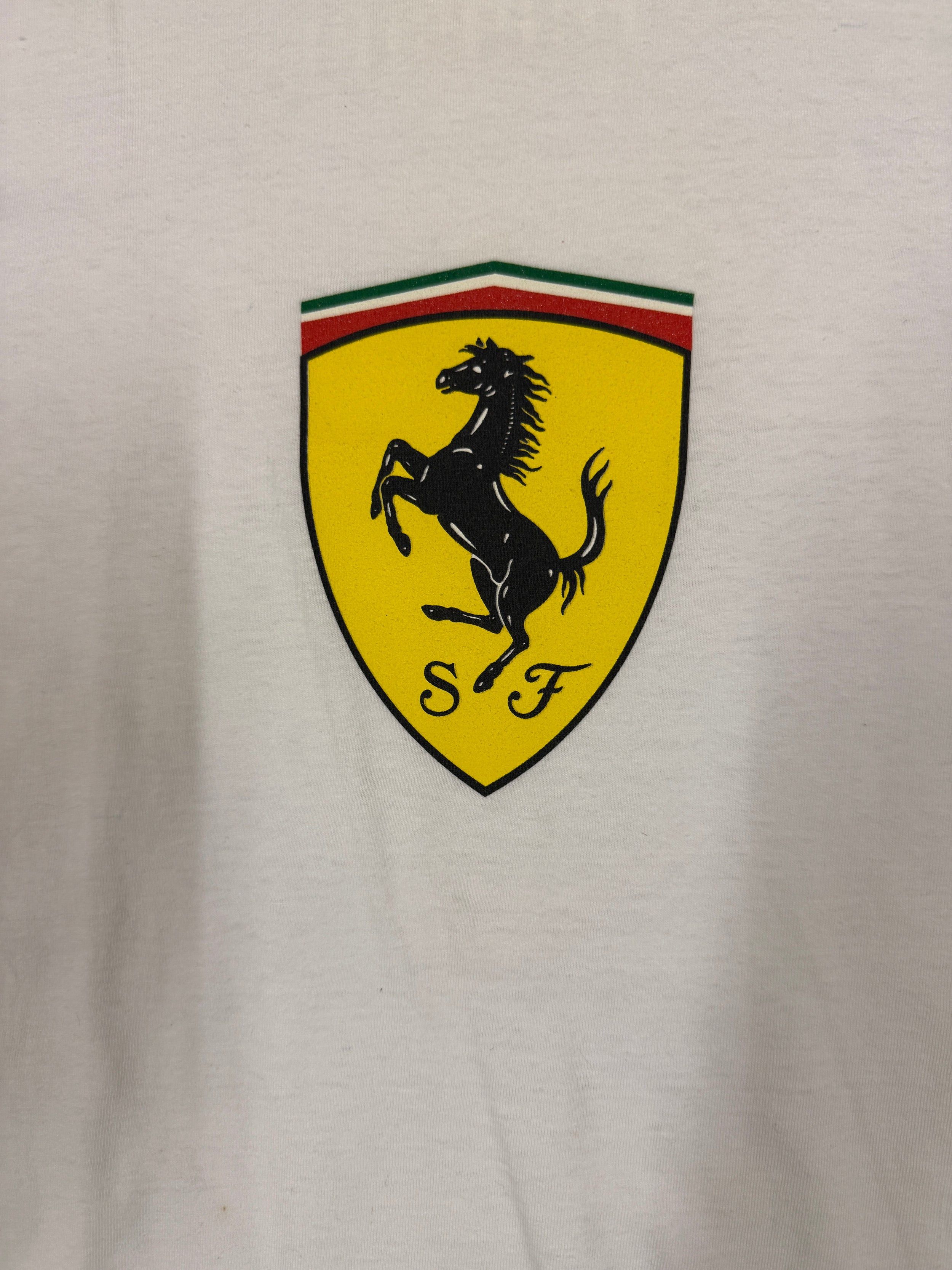 Vintage Ferrari T-shirt (XL)