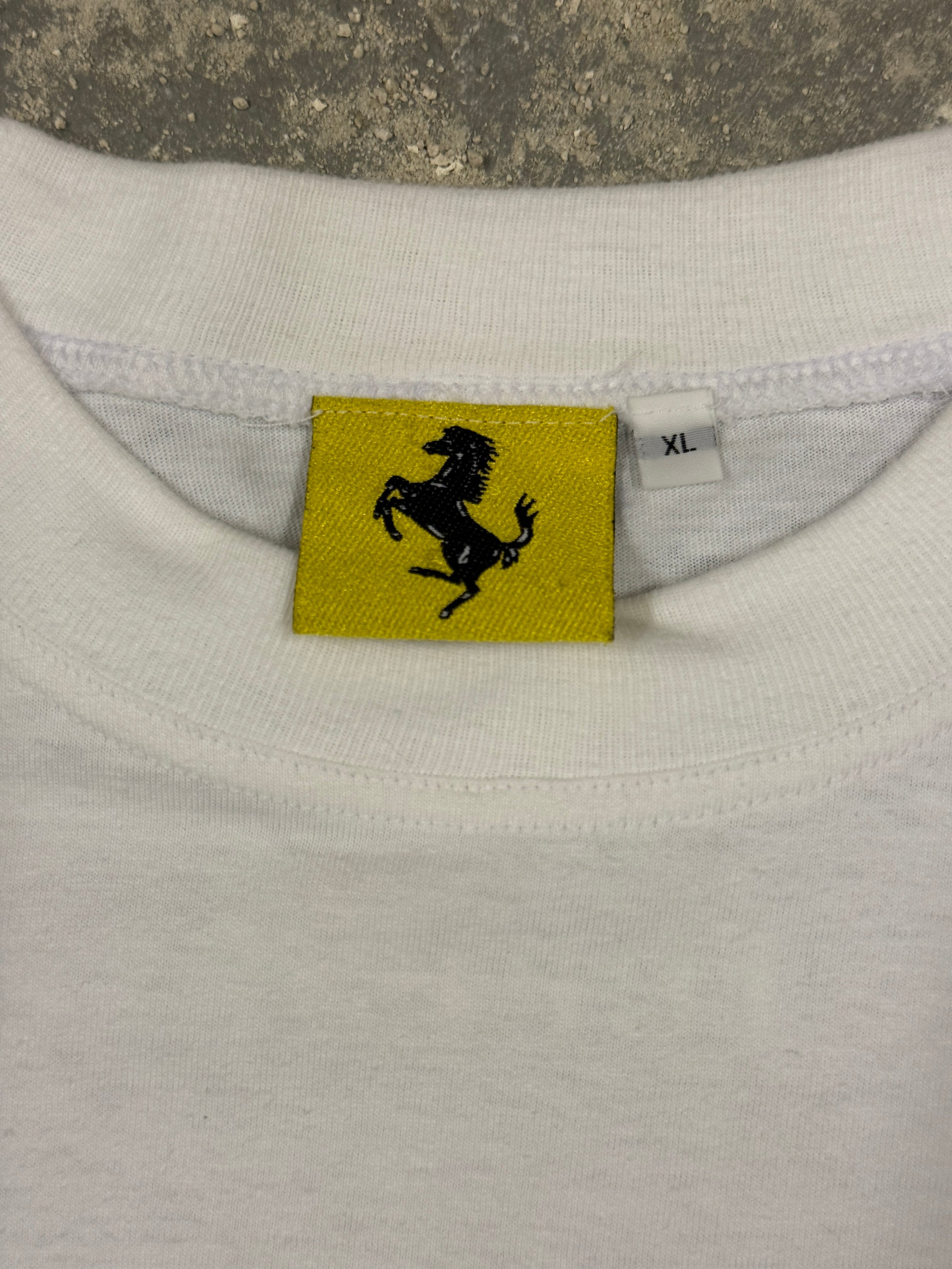Vintage Ferrari T-shirt (XL)