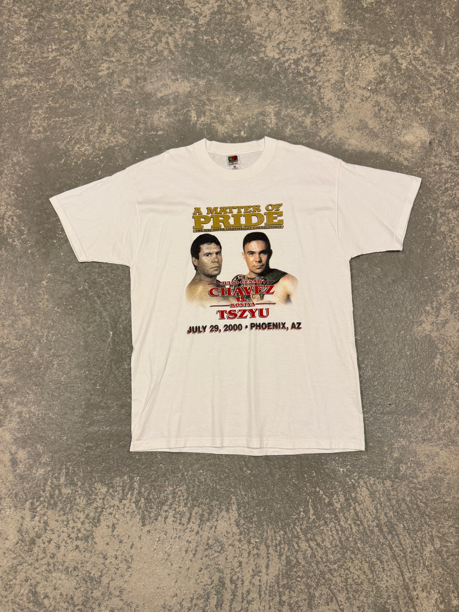 Vintage A Matter of Pride Chavez vs Tszyu 2000' T-shirt (XL)