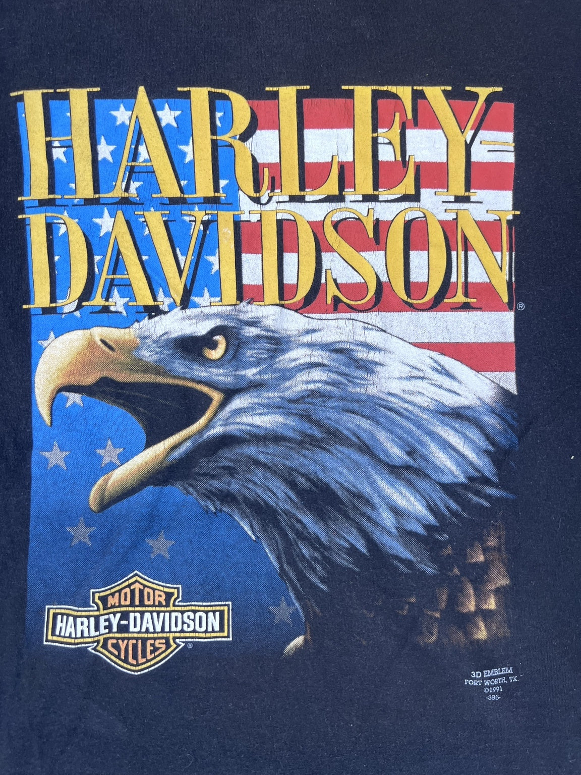 Vintage 1991 Harley-Davidson 3D Emblem Eagle Flag front graphic detail