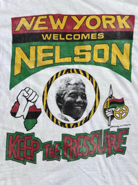 Nelson Mandela Keep The Pressure graphic detail