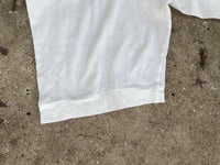 Vintage T-shirt sleeve stitching detail