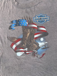 Vintage Harley-Davidson Eagle American Flag T-shirt detail